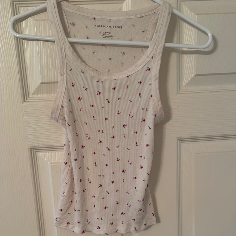 American Eagle Outfitters Fitted Sleeveless Tank Top